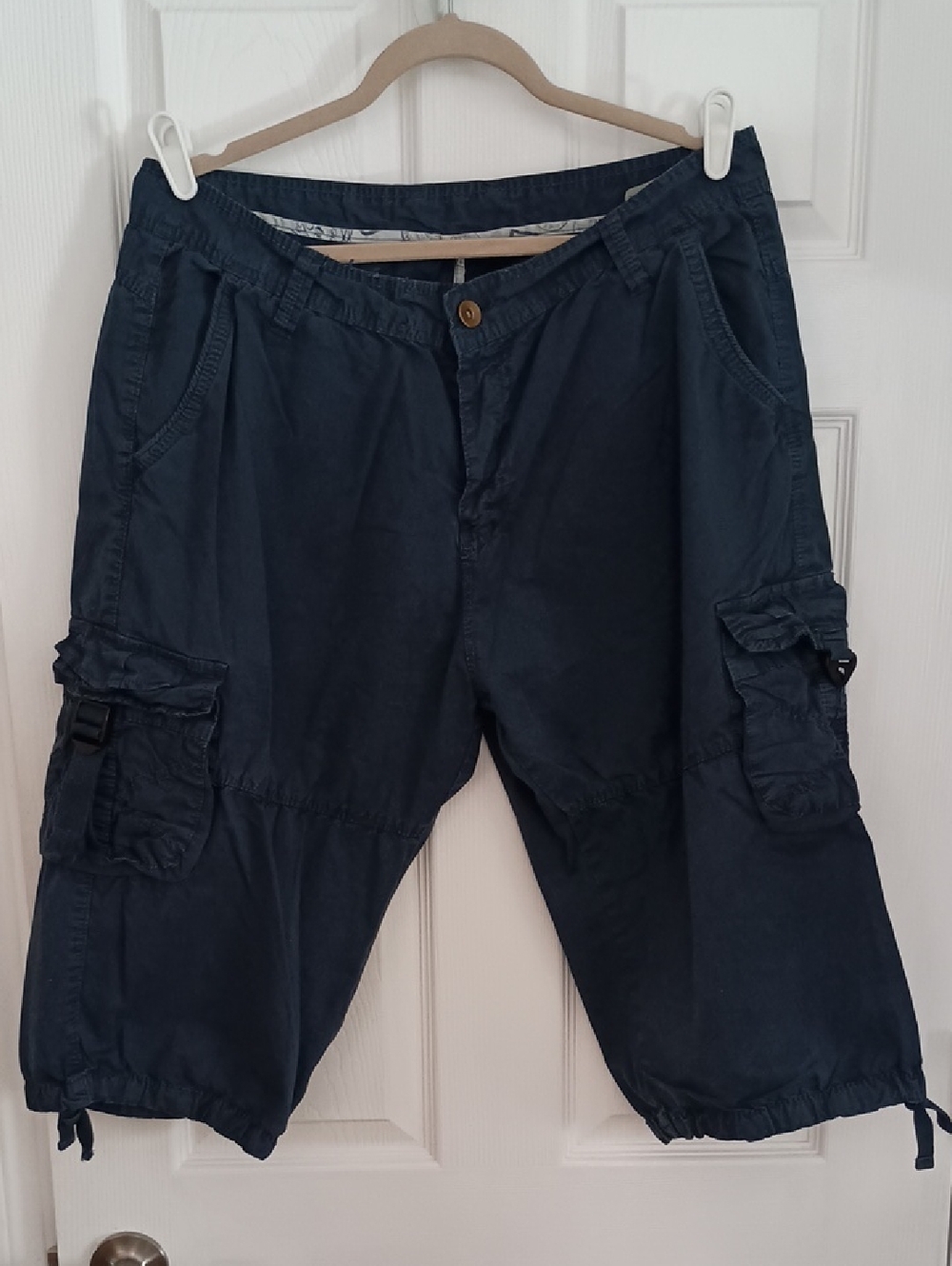 Men's Navy Cotton Cargo Shorts f800